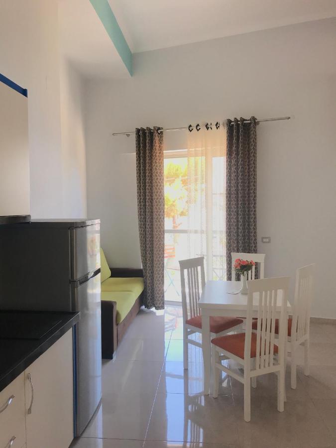 Crown Deluxe Apartments Sarande Ngoại thất bức ảnh