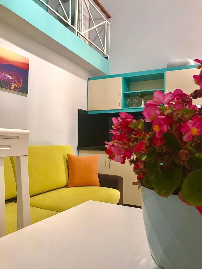Crown Deluxe Apartments Sarande Ngoại thất bức ảnh