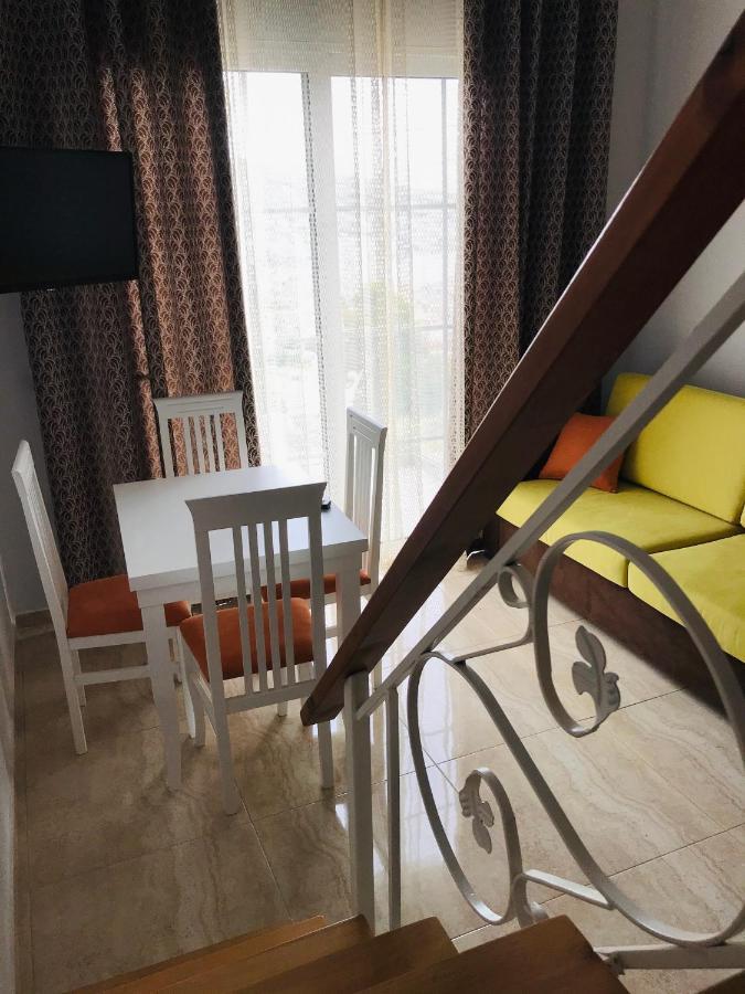 Crown Deluxe Apartments Sarande Ngoại thất bức ảnh