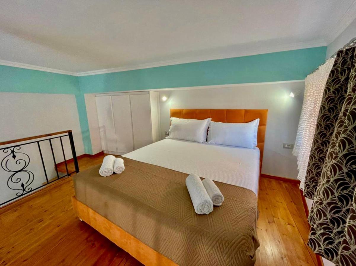 Crown Deluxe Apartments Sarande Ngoại thất bức ảnh