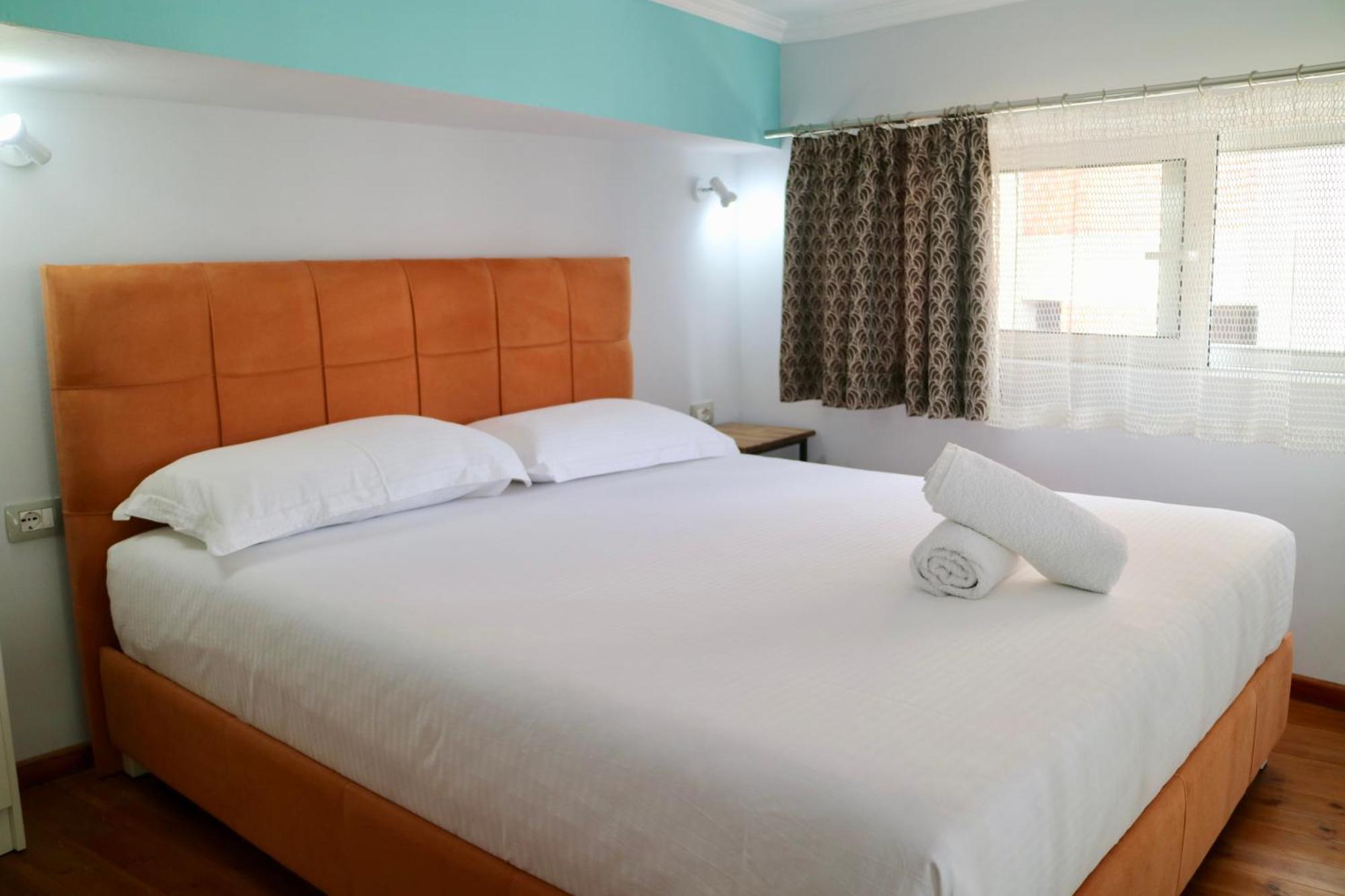 Crown Deluxe Apartments Sarande Ngoại thất bức ảnh