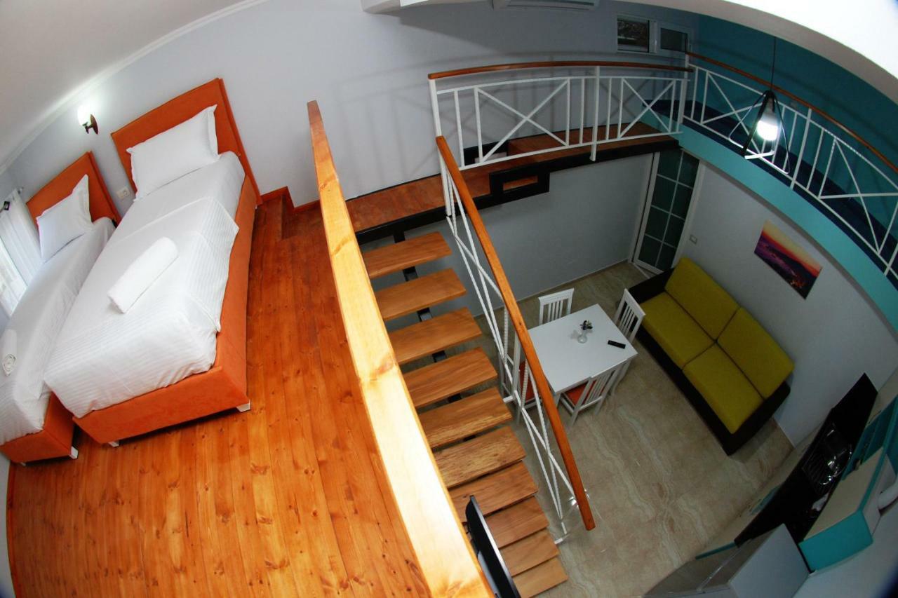Crown Deluxe Apartments Sarande Ngoại thất bức ảnh