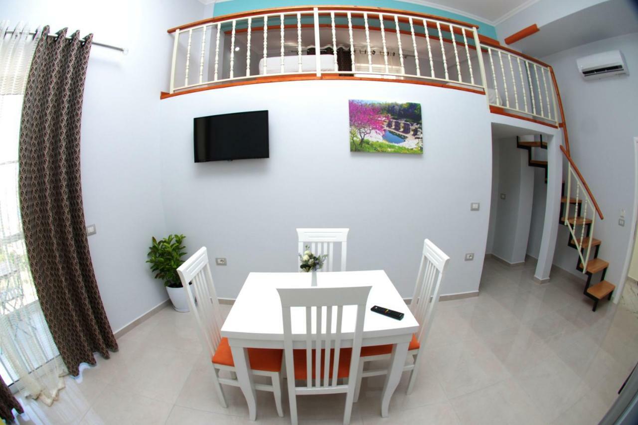 Crown Deluxe Apartments Sarande Ngoại thất bức ảnh